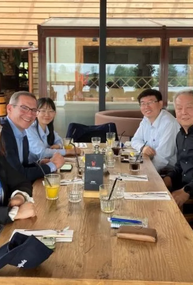 Syngenta Flowers engaging with Chinese customers