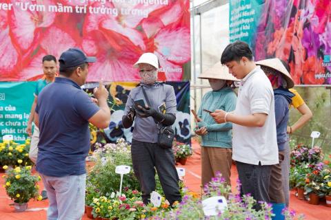 syngenta_flowers_apac_-_viet_nam_flowers_show_-_triet_presenting.jpg